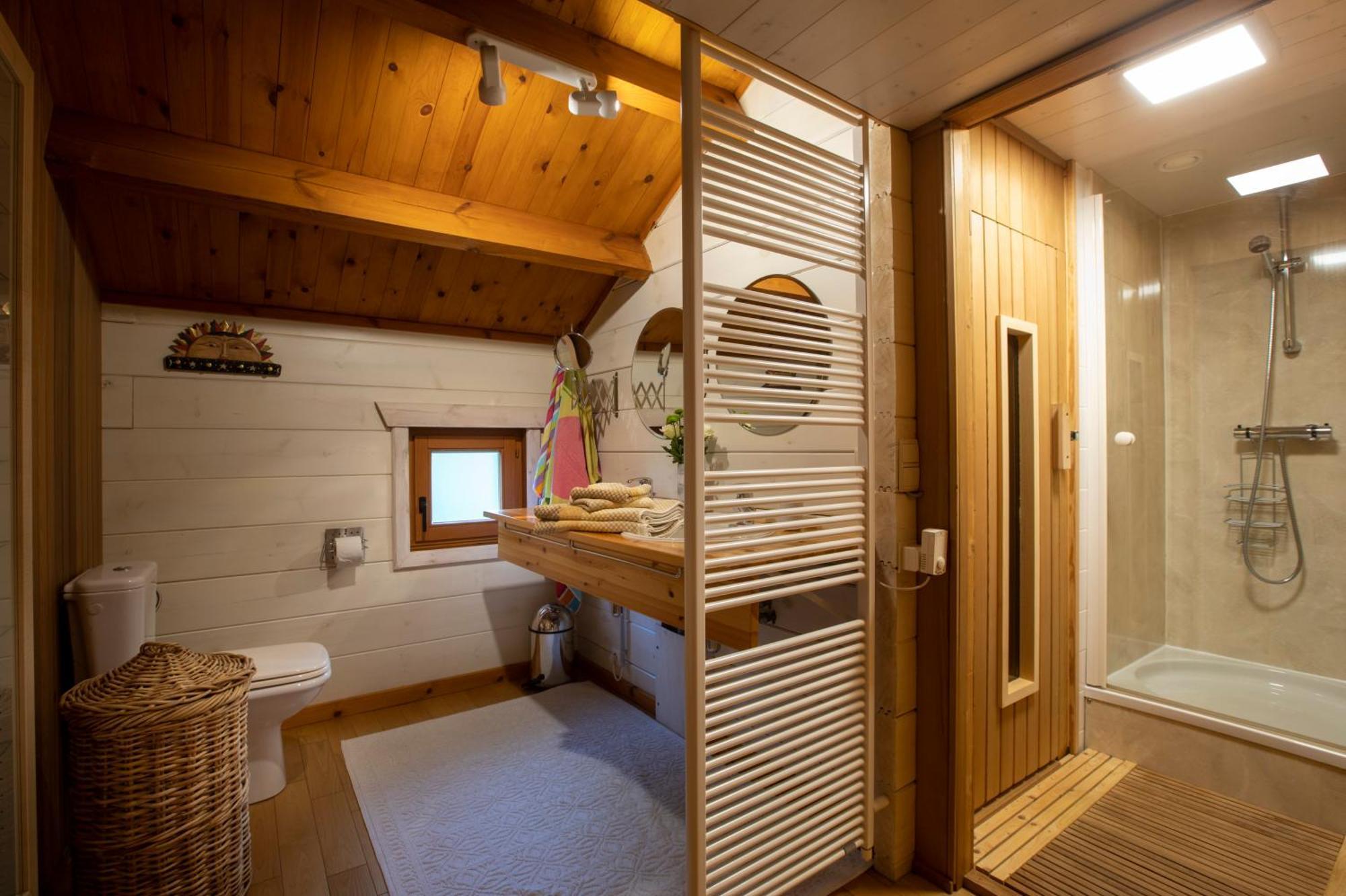 Les Avernas En Bas Romantic Getaway Lierneux 외부 사진