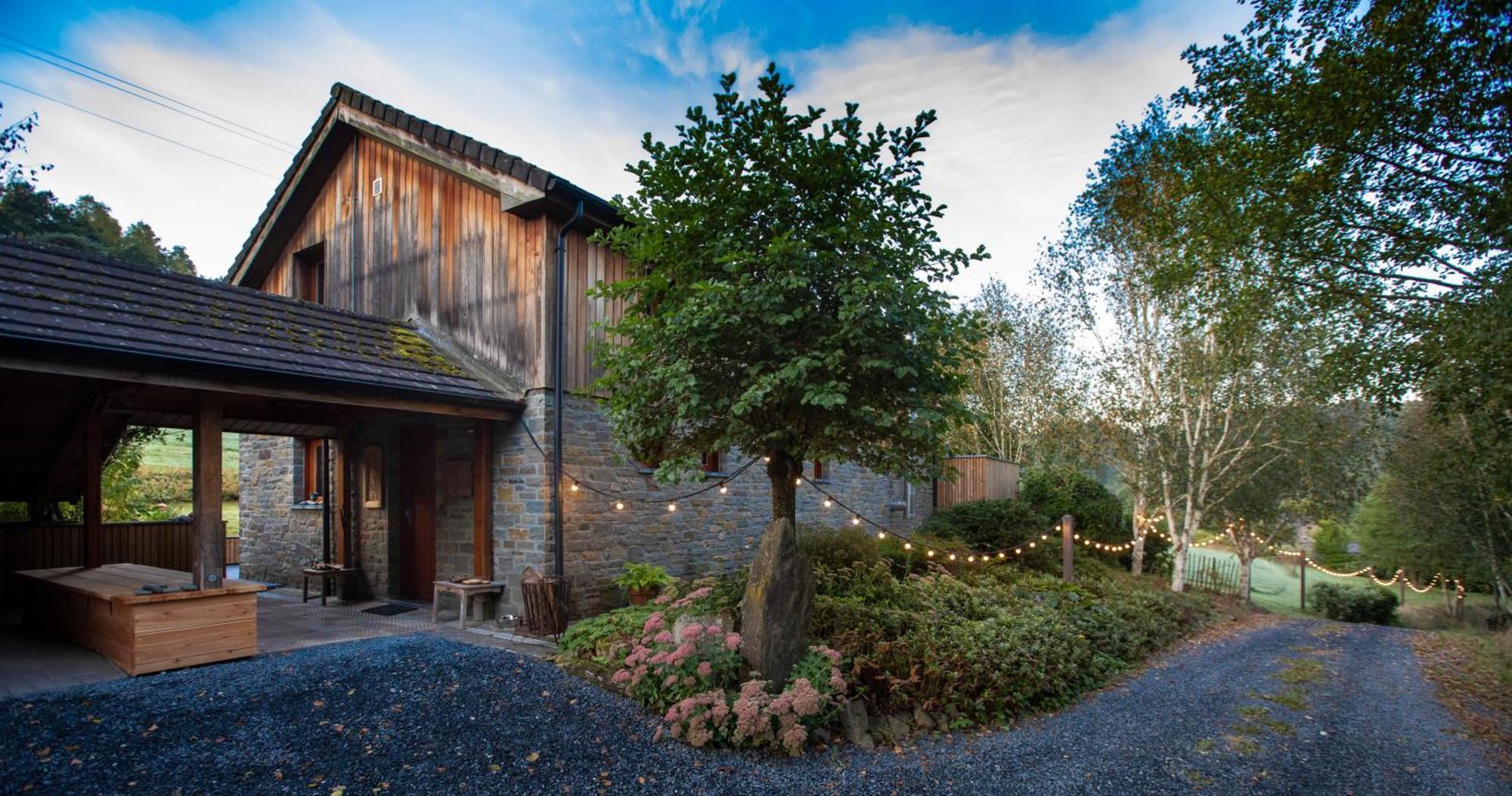 Les Avernas En Bas Romantic Getaway Lierneux 외부 사진
